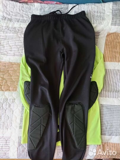 Вратарская футбольная форма