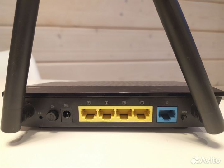 Многофункциональный маршрутизатор Asus RT-N12