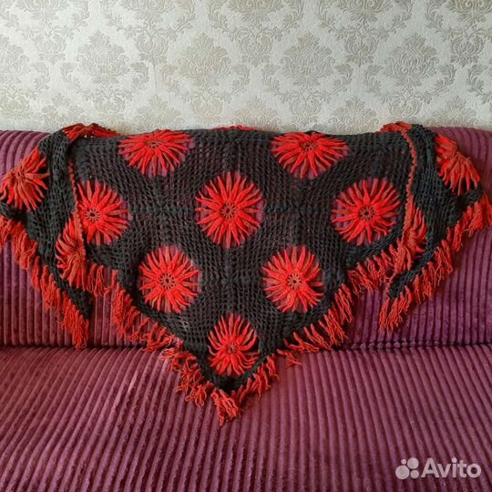 Вязаная косынка шерсть