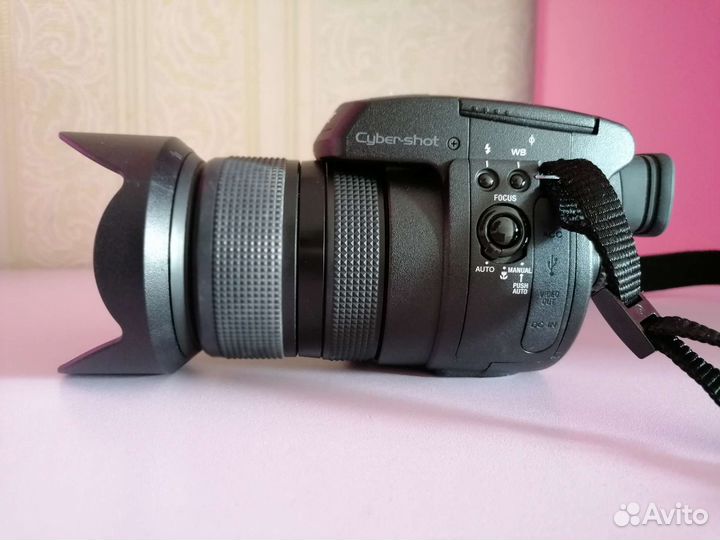 Фотокамера Sony