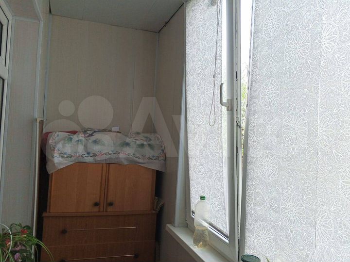 Доля в 2-к. квартире, 45 м², 1/1 эт.