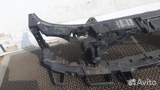 Передняя панель крепления облицовки (телевизор) la