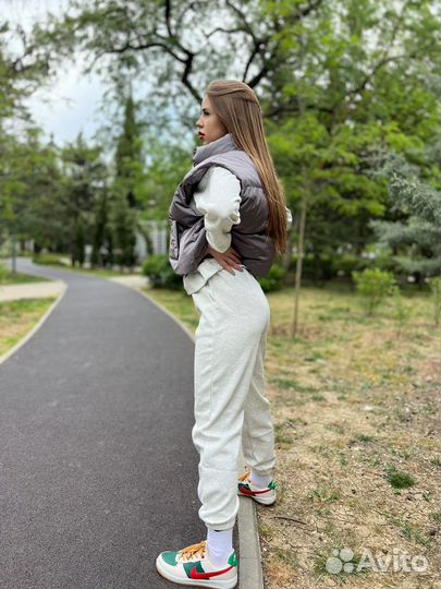 Костюм спортивный