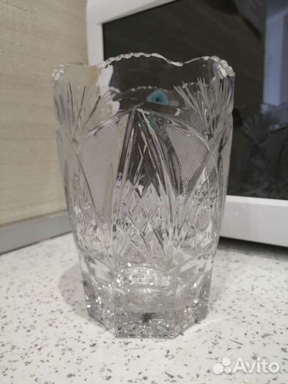 Вазы, хрусталь