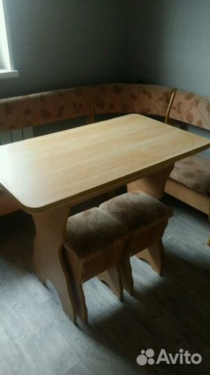 Кухонный уголок