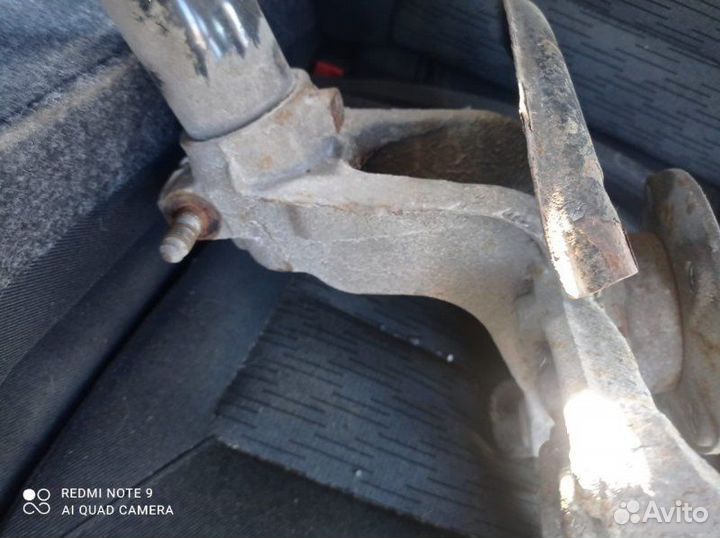 Кулаки поворотные Skoda Octavia A5 2010