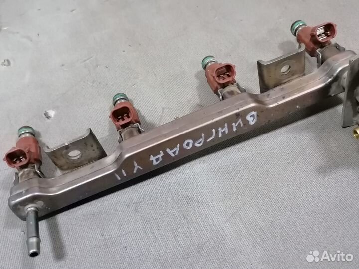 Топливная форсунка Nissan Wingroad Y11 2001-2005