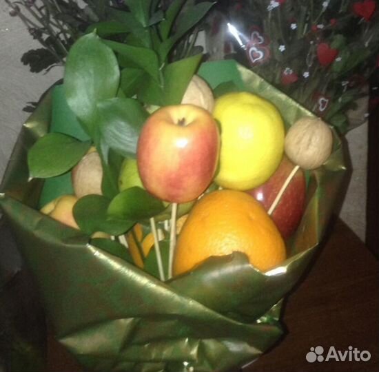 Фруктовые букеты и сладкие букеты