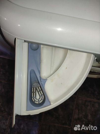 Стиральная машина Ariston б/у с гарантией