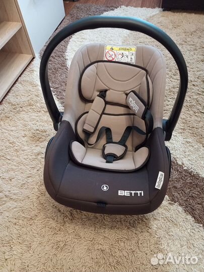 Переноска для детей Betti 0-13 кг