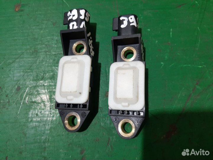 Датчик удара SRS AIR BAG Ford Focus 1 седан eydk