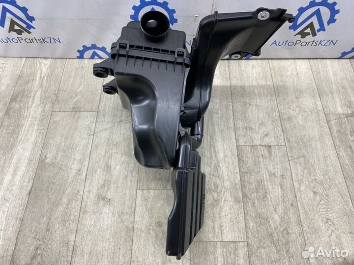 Корпус воздушного фильтра Mazda Cx-30 PY