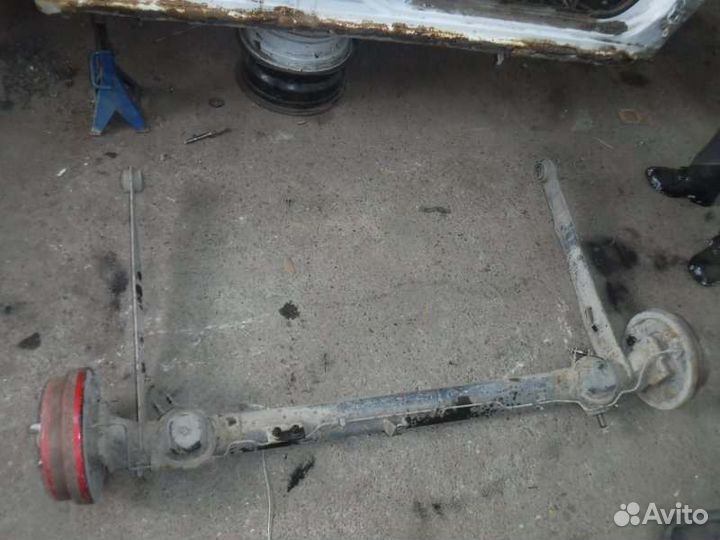 Балка подвески задняя Nissan Ad QG15 2000