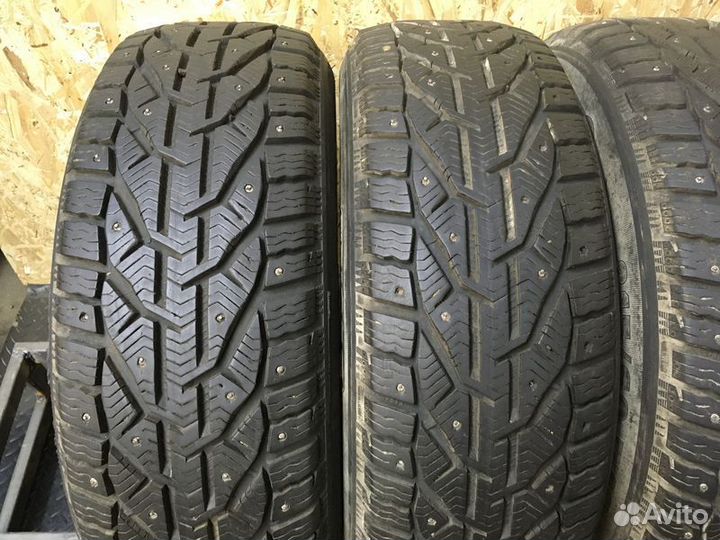 Tigar Ice 215/60 R16 99T