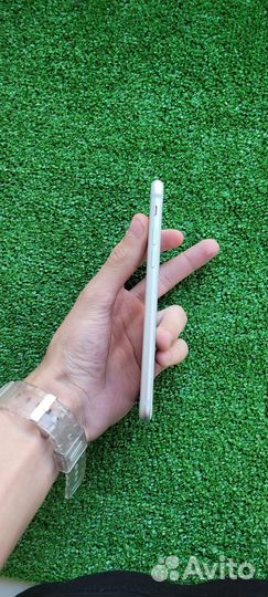 Телефон iPhone 7 128gb