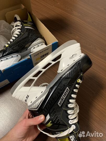 Хоккейные коньки bauer BTH20 supreme s35