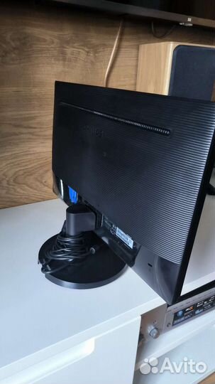 Монитор Philips 216V6L VGA