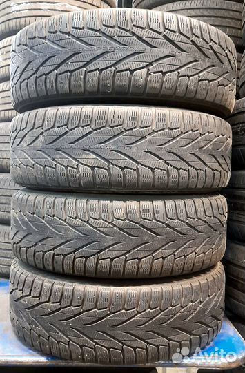Nokian Tyres Hakkapeliitta R2 SUV 215/65 R16
