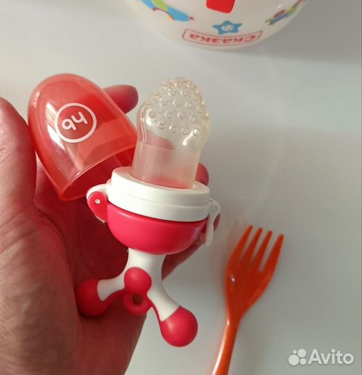 Комплект: ниблер, поильник, тарелочка, ложки