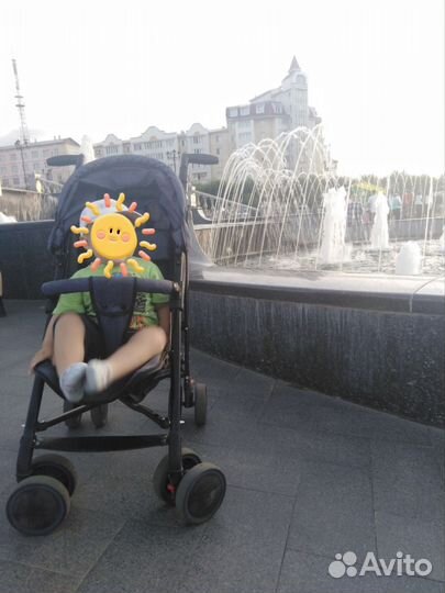 Прогулочная коляска 2 в 1