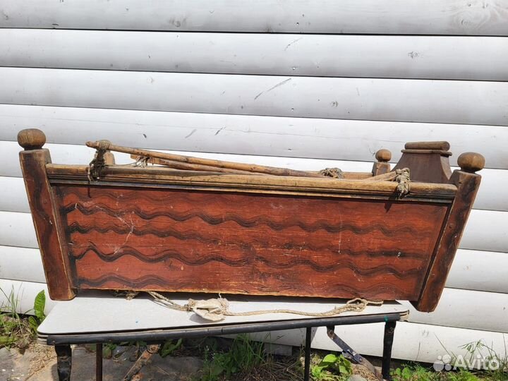 Зыбка старинная