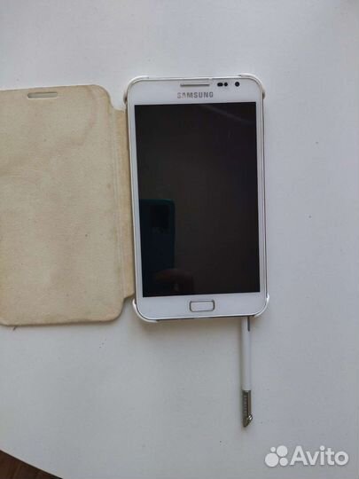 Телефон Samsung со стилусом