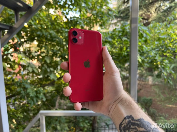 iPhone 11, 64 ГБ
