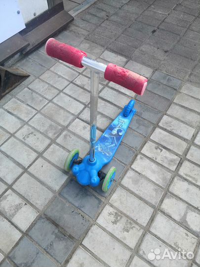 Самокат детский, трёхколёсный