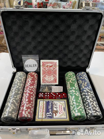 Покерный набор в ассортименте, карты для покера