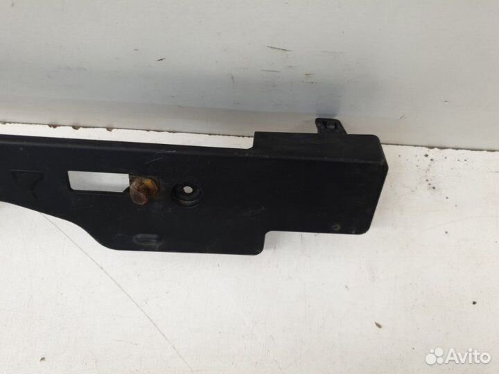 Площадка под гос. номер передняя Toyota Land