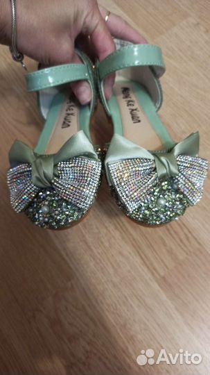 Туфли для девочки 27