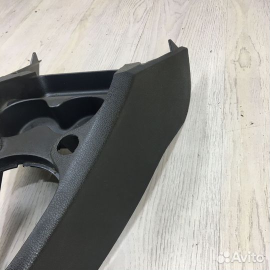 Консоль накладка кулисы Renault sandero stepway 2