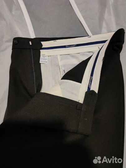 Костюм классический, новый, размер 50-52