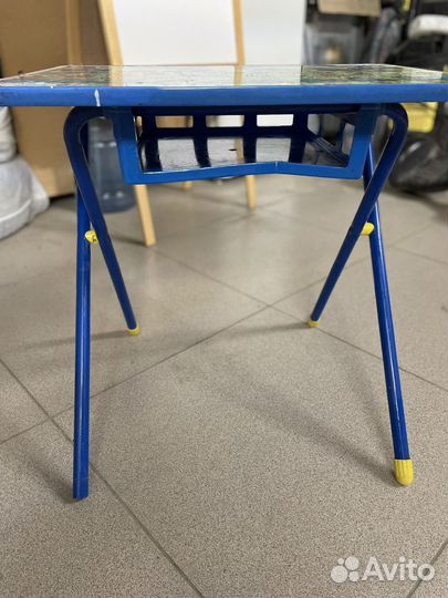 Детский столик 