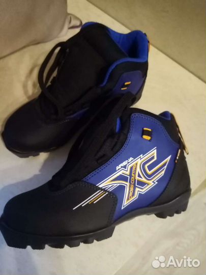 Лыжные ботинки trek arena