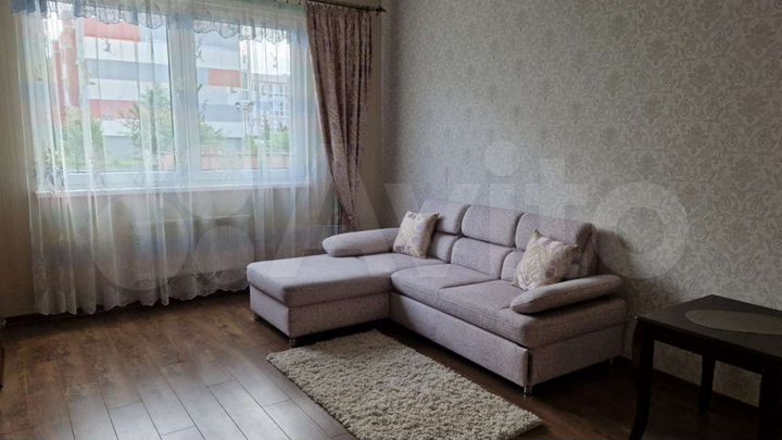 2-к. квартира, 61,8 м², 1/4 эт.