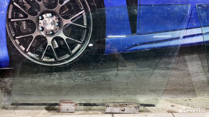 Стекла боковые передние, задние BMW 5 series E34