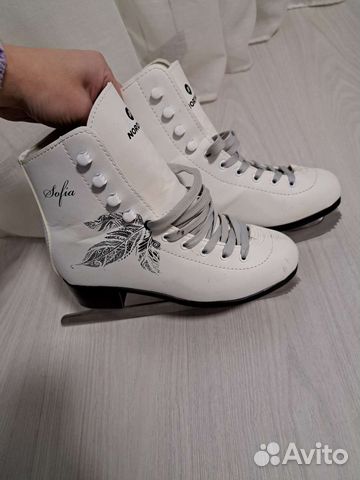 Коньки женские 37