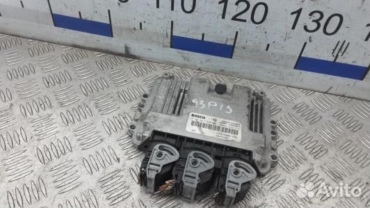 Блок управления двс nissan primastar X83 (93P13PC0