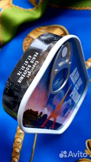 France. Франция. Сувенир Воздух Парижа в банке