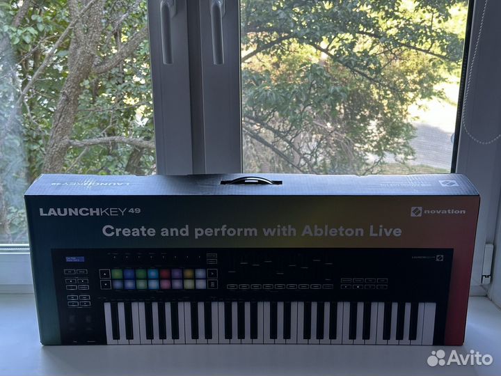 Novation launchkey 49 mk3