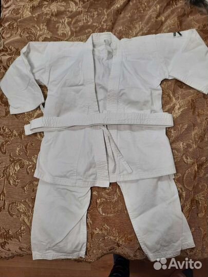 Кимоно для карате/тхэквондо