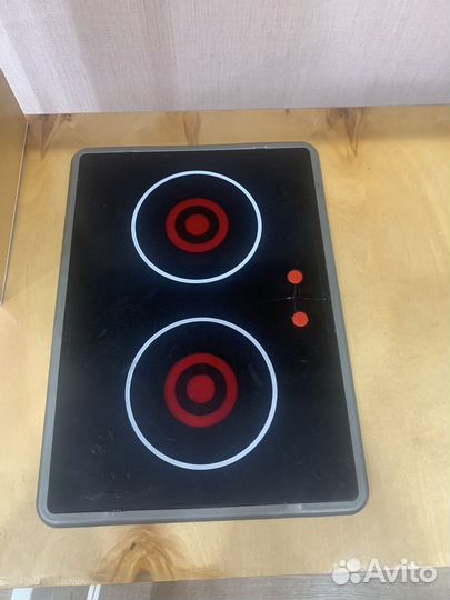 Детская кухня IKEA дуктиг с посудой