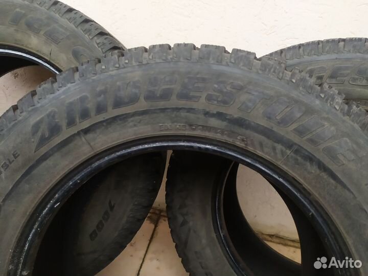 Bridgestone Ice Cruiser 5000 215/65 R16