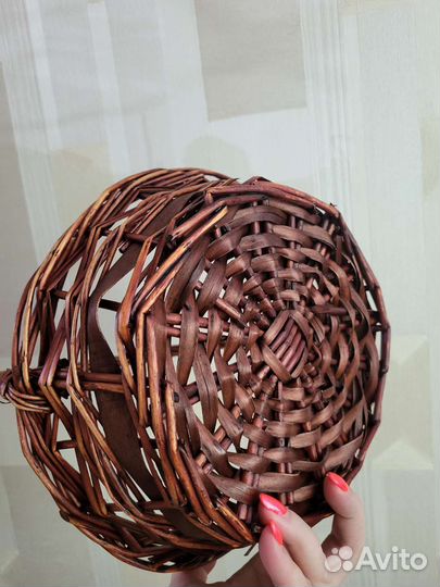 Корзина плетеная