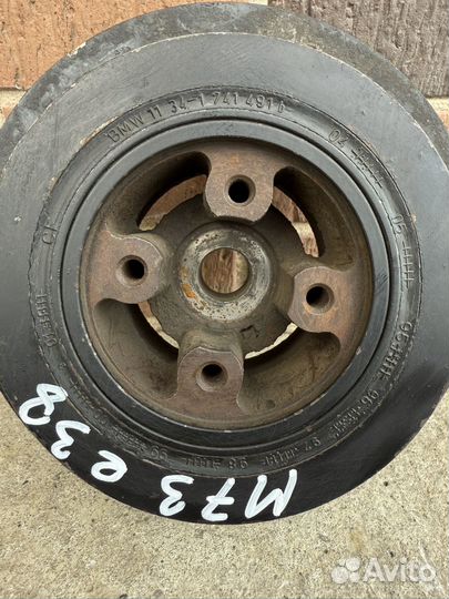 Шкив коленвала демпфер бмв е38 е31 M73