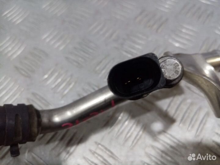 Б/У Трубка системы охлаждения#001