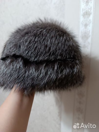 Шапка из чернобурки женская