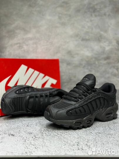 Кроссовки Nike Air Max Tailwind