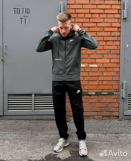 Костюм Nike